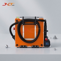 Machine de nettoyage au laser miniature 300W pour les coques de bateaux en bois, les rames, les quais et l'élimination de la moisissure et des taches sur les surfaces en bois marin.