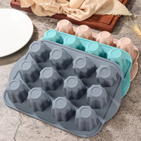 Moule en silicone à 12 cavités antiadhésif et résistant au lave-vaisselle pour gâteaux français, mousses, puddings et gelées – Outil de cuisson
