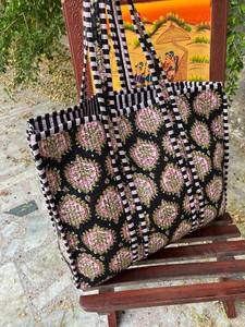 Bolsa de Mano Acolchada de Algodón con Estampado de Bloques, Reutilizable, Ligera, Resistente, Ecológica, para Viajes, Compras, Uso Diario - Product Image 2