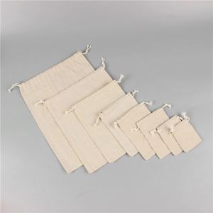 Sacs cadeaux en coton et lin à cordon personnalisés avec logo, imprimés par transfert thermique, en mousseline naturelle écologique, couleur personnalisée - Product Image 3
