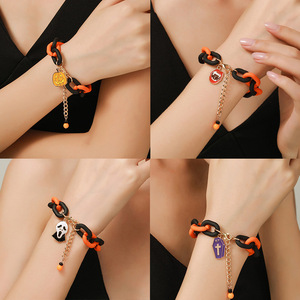 สร้อยข้อมือเสน่ห์ฮาโลวีน ดีไซน์อะคริลิค รูปฟักทอง กะโหลกศีรษะ และโลงศพ เครื่องประดับแฟชั่นสำหรับทุกเพศ ฤดูใบไม้ร่วง 2024 - Product Image 1