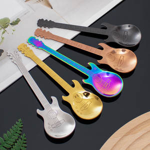 Cucchiaio Creativo a Forma di Chitarra in Acciaio Inox con Placcatura in Titanio per Tè, <span class=keywords><strong>Caffè</strong></span> e Gelato - Product Image 2