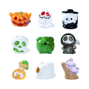 Miniatures de Halloween pour micro-paysages, figurines de jardin lumineuses, décorations DIY, ornements artisanaux en résine miniature (squelette, citrouille, fantôme) - Product Image 5