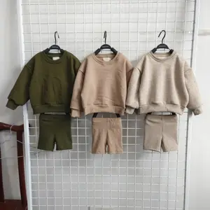 Whosale set pakaian bayi French terry sweter lengan panjang anak crew neck celana pendek pengendara sepeda yang cocok pakaian 2 potong
