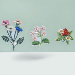 Vi tính thêu dễ thương hoa và bướm thêu các bản vá lỗi tự làm túi trang trí các bản vá lỗi quần áo vá lỗi bán buôn - Product Image 2