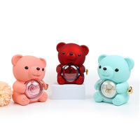 Idée cadeau pour la Saint-Valentin, roses éternelles, collier avec anneau, ours en acrylique rotatif mignon, boîte à bijoux avec rose éternelle, cadeaux pour femmes