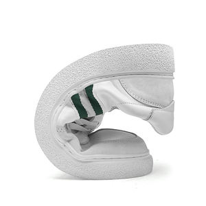 Chaussures de marche rétro personnalisées pour hommes, lumineuses et à lacets, en tissu respirant et antidérapant, pour la tendance mode printemps-été-automne - Product Image 1