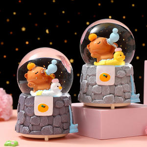 Divers Ornements Créatifs Populaires pour Bureau : Ours en Résine et Boules de Cristal, Design Mignon de Dessin Animé, Cadeaux d'Anniversaire pour Enfants - Product Image 4