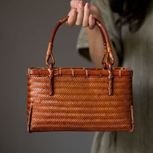 Sac fourre-tout tissé en bambou fait à la main, couleur unie, style chinois, sac de rangement pour thé, origine Zhejiang - Product Image 3