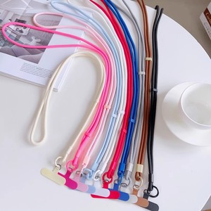 Sangle d'épaule en polyester couleur unie 0,6*120cm, cordon de cou multifonctionnel créatif <span class=keywords><strong>pour</strong></span> <span class=keywords><strong>téléphone</strong></span> <span class=keywords><strong>portable</strong></span> avec patch – Vente en gros - Product Image 2