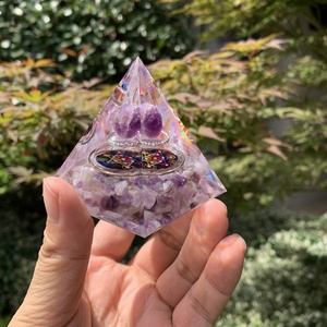60 Estilos, Pirámide de Orgón de Cristal Natural de 6CM, Resina Energética para Sanación de Chakras, Meditación, Reiki, Decoración Espiritual para el Hogar, Regalo - Product Image 3