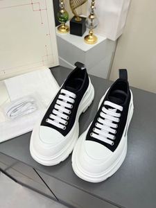 Chaussures de marche décontractées et tendance pour hommes et femmes, style classique, avec plateforme rehaussante, dessus en toile personnalisé, pour l'extérieur, idéales pour l'été - Product Image 5