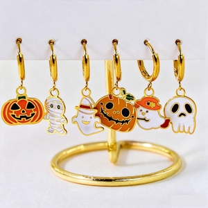 Boucles d'oreilles tendance en acier inoxydable haut de gamme, or 750, boucles d'oreilles effrayantes pour Halloween pour hommes, femmes et filles - Product Image 5