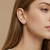 Anting-anting stud moissanite bunga lima kelopak elegan perak sterling 925 potongan pir, bersertifikat GRA, mendukung logo custom
