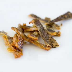 ขนมขบเคี้ยวหนังปลาทอดกรอบคุณภาพสูง รสไข่ บรรจุถุงใหญ่ เวียดนาม 1 กก. - Product Image 1