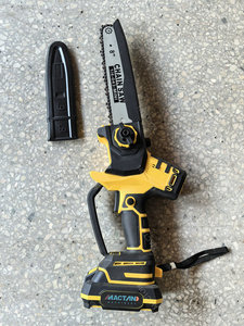 Mini-tronçonneuse sans fil 21 V de 8 pouces avec batterie, sans balais, portable, pour la taille des arbres, vente en gros OEM - Product Image 2