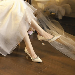 Zapatos de Tacón Bajo con Punta en Pico, Unisex, Cómodos, de Cuero Vacuno Genuino, con Diseño Calado, Estilo Moderno 2026 - Product Image 3