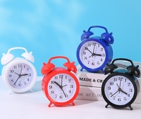 Cartoon Student Bett kleinen Wecker Desktop Desktop Weck gerät Alarm Glocke Glocke Uhr