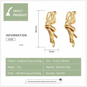 Boucles d'oreilles pendantes sculpturales en acier inoxydable plaqué or 14K, abstraites et fluides, 49 mm - Product Image 2