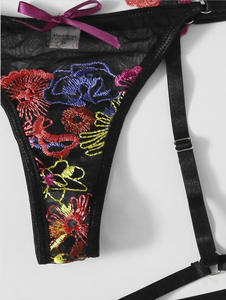 Женский эротический кружевной бюстгальтер + трусики + подвязки - Product Image 3