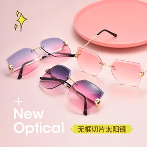 Gafas de Sol Poligonales Biseladas para Mujer, Montura Metálica, Lentes de PC con Protección UV400, Estilo Coreano Retro, Lentes con Lentejuelas Rosas de Moda - Product Image 5