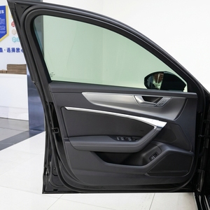 <span class=keywords><strong>Audi</strong></span> A6L <span class=keywords><strong>55</strong></span> <span class=keywords><strong>TFSI</strong></span> 3.0T V6 7 vitesses S-tronic DCT Quattro berline de luxe d'occasion 2023, faible kilométrage, Euro 6, essence MHEV, toit ouvrant panoramique - Product Image 3