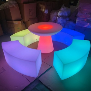 Sgabello da <span class=keywords><strong>Bar</strong></span> LED Moderno Personalizzato e Divertente per Hotel, Ristoranti e Discoteche, Illuminato con Panca Curva - Product Image 5
