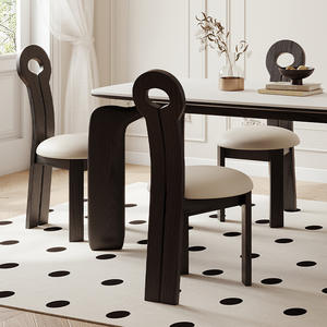 Chaise de salle à manger vintage à dossier haut en bois massif et rembourrée pour salle à manger - Product Image 3