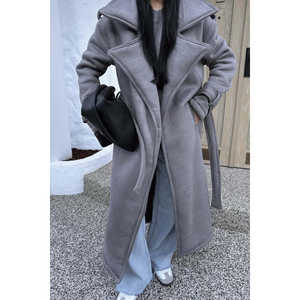 Abrigo de Piel Sintética Gris para Mujer con Detalle Desmontable, Cierre de un Solo Botón y Bolsillos, Tallas XS a XL, Transpirable, con Estampado Teñido - Product Image 2