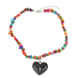 Collar de Piedras Naturales Coloridas con Colgante de Corazón, Joyería de Moda para Mujer, Origen Yiwu, Diseño Geométrico, Estilo Único - Product Image 5