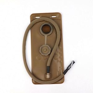 ถุงน้ำดื่มแบบพกพา ตัวอย่างฟรี ถุงน้ำสำหรับเติมน้ำ ถุงน้ำ TPU แบบนิ่ม - Product Image 5