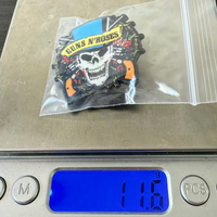Pin Musik Logam Grosir, Pin Band Hard Rock, Pin Enamel Bentuk Tengkorak dan Senjata, Pin Lapel Musik Roses Nightrain, Koleksi untuk Penggemar