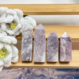 All'ingrosso <span class=keywords><strong>di</strong></span> alta qualità miglior prezzo naturale <span class=keywords><strong>pietra</strong></span> <span class=keywords><strong>di</strong></span> cristallo <span class=keywords><strong>di</strong></span> guarigione 6-14 cm fantasia unicorno torre per la decorazione - Product Image 1