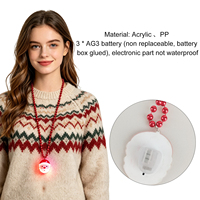 Werbegeschenke Weihnachten Rote LED-Perlenkette Santa Schneeflocken-Anhänger ABS UV-Druck Tragbares Geschenk für Partys & Feiertage