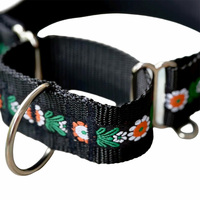 2026 Le nouveau collier pour chien est fabriqué en nylon et utilise la technologie jacquard, adapté aux chiens de taille moyenne et grande.