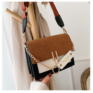 Borsa a Catena alla Moda 2023 Nuova Borsa Firmata per Ragazze Borsa Popolare per Giovani Donne - Product Image 4