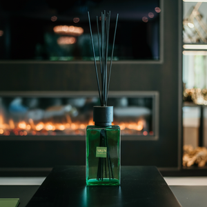 Aikun 2200ml Sticker Label Logo Window Box Custom Scent Long Lasting 30pcs MOQ OEM Green Square Glass <b>Reed</b> <b>Diffuser</b> Gift Set - Product Image 2
