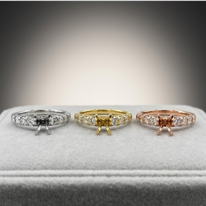 Anillo de Compromiso Clásico de Oro Blanco Sólido de 18K con Diamante Natural de 0.50ct, Engaste de 4 Puntas Compartidas, Proveedor Confiable - Product Image 4