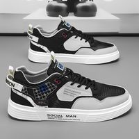 2023 été tout match à la mode hommes chaussures de sport décontractées toile blanche bas maille légère anti-glissante poids léger pour les étudiants