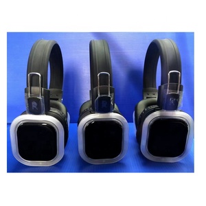 Ensemble d'écouteurs sans fil silencieux F39 avec 500m de distance des émetteurs - Product Image 1