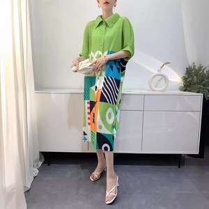 Nuovo Arrivo Autunnale: Abito Midi da Donna in Poliestere con Motivo Geometrico, Plissettato, Ampio, <span class=keywords><strong>Taglie</strong></span> <span class=keywords><strong>Forti</strong></span>, alla Moda e <span class=keywords><strong>Giovanile</strong></span> - Product Image 4