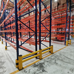 フォークリフト衝突防止および倉庫壁保護用のヘビーデューティー1.5トン容量フレキシブルプラスチックバリア - Product Image 6