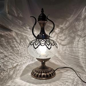 Lampe de table LED incandescente en verre craquelé style Méditerranée pour chambre à coucher, chevet, <span class=keywords><strong>restaurant</strong></span>, hôtel, maison d'hôtes, bar, café - Product Image 2