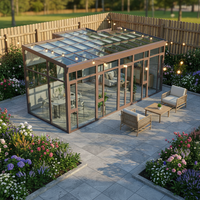 Véranda moderne Yuantai en alliage d'aluminium, toit polygonal, double vitrage trempé, caractéristiques imperméables, taille personnalisée pour villa