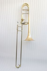 Trombón Tenor de Latón Dorado y Cobre, Cuerpo de Cuproníquel, Varilla Completa, Tono Bb/F, Válvula Axial, Válvula Thayer - Product Image 2