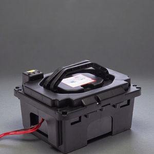 VIP Buddy Véhicule électrique tout-terrain unisexe <span class=keywords><strong>Mercedes</strong></span> AMG G63 <span class=keywords><strong>4x4</strong></span> Plastique durable Batterie au plomb-acide pour 2 personnes 3-8 ans - Product Image 6