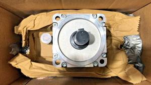 Brandneuer Originaler 8LSA43.DB030S200-3 REV C9 AC-Servomotor / 3140-1402 Industrielle Automatisierungsprodukte - Bestpreis - Product Image 2