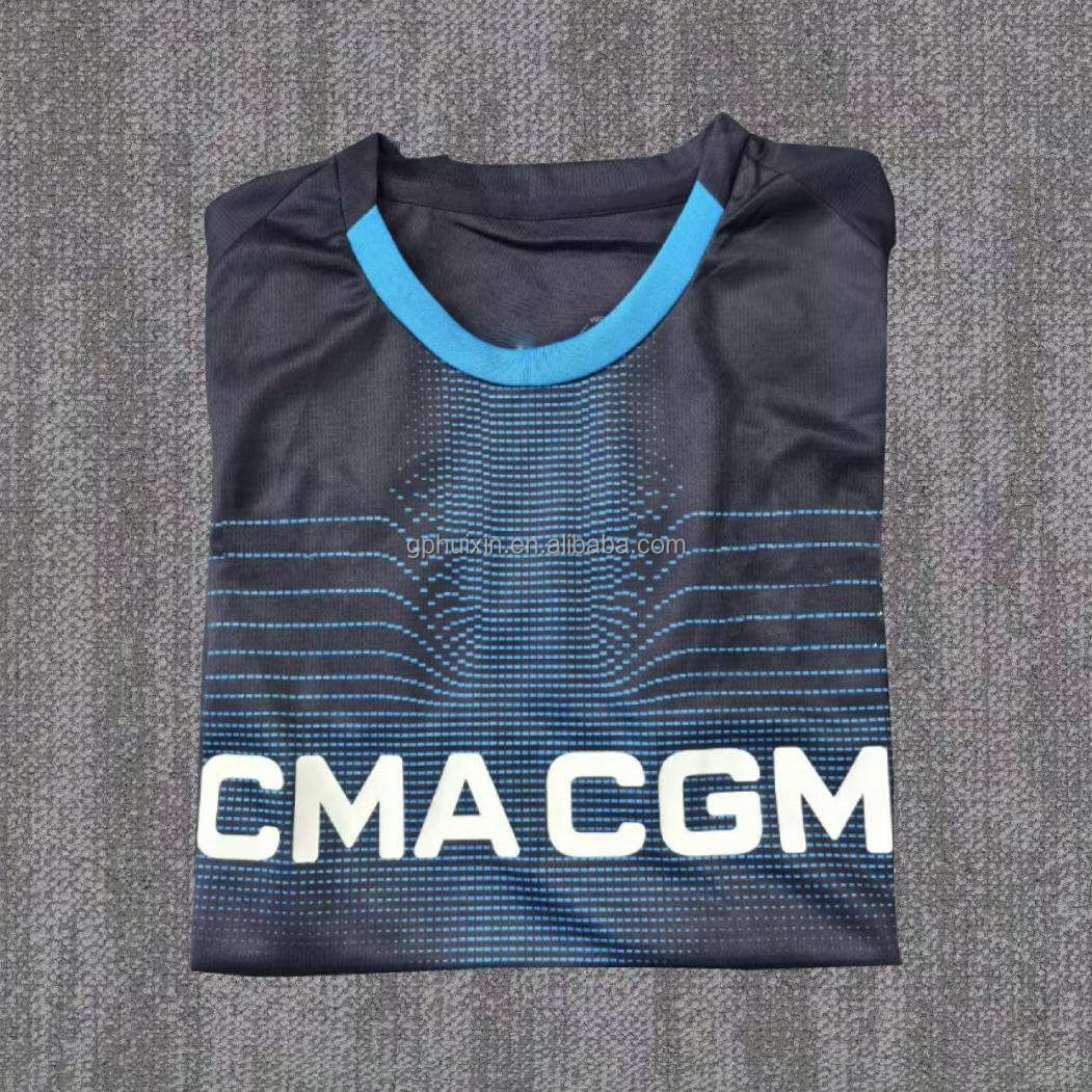 สีน้ำเงิน