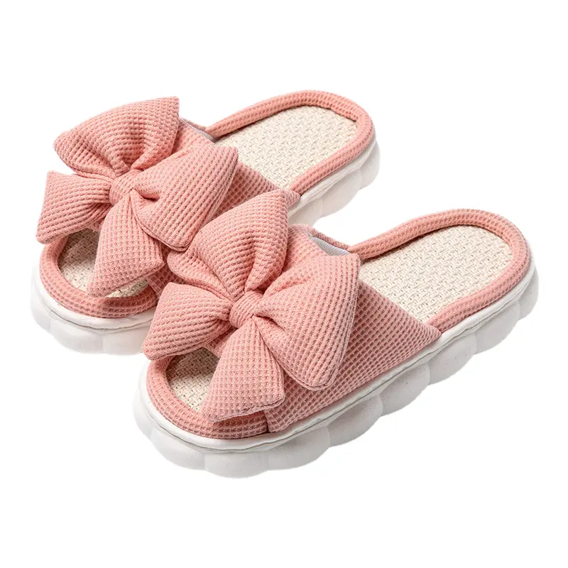 Cute linen slippers with bows are promotional gifts. Women's seasonal home rooms sweat absorbent and odor-proof. Spring