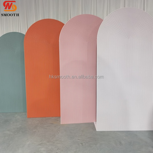 Arche de mariage élégante de 2 m en PVC blanc mat sculpté avec nœud et ballons pour anniversaire et fête prénatale - Product Image 2